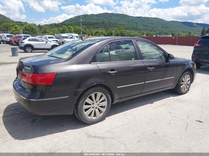 2009 Hyundai Sonata VIN 5NPEU46C69H482783 IAAI salvage auction — ENGINE BURN, Salvage (Pennsylvania), sold $25 on 2026-07-08 (photo 4)