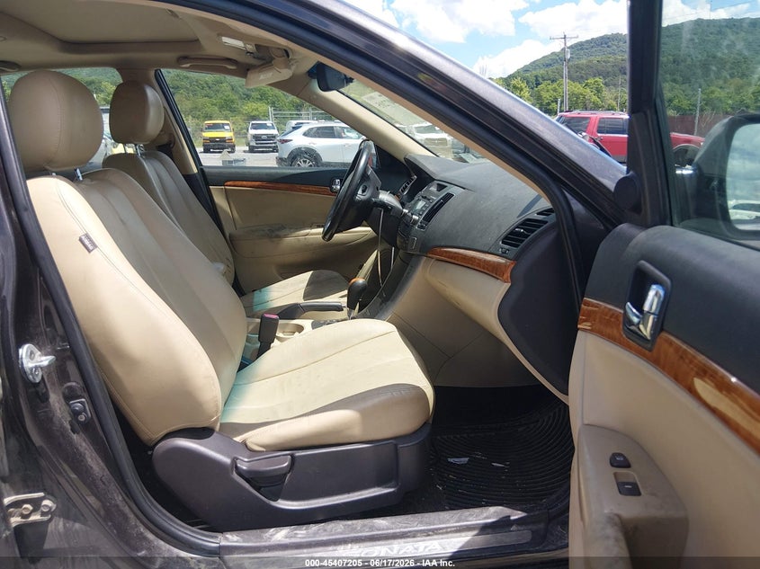 2009 Hyundai Sonata VIN 5NPEU46C69H482783 IAAI salvage auction — ENGINE BURN, Salvage (Pennsylvania), sold $25 on 2026-07-08 (photo 5)