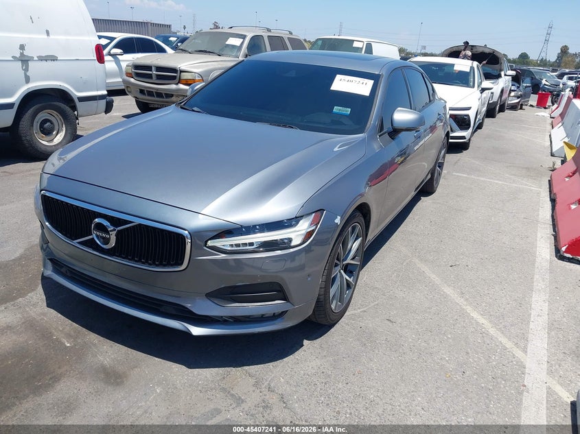 2018 Volvo S90 VIN LVY992MK6JP023112 IAAI salvage auction — NORMAL WEAR, Clear - Dealer Only (California), sold $4,000 on 2026-07-09 (photo 6)
