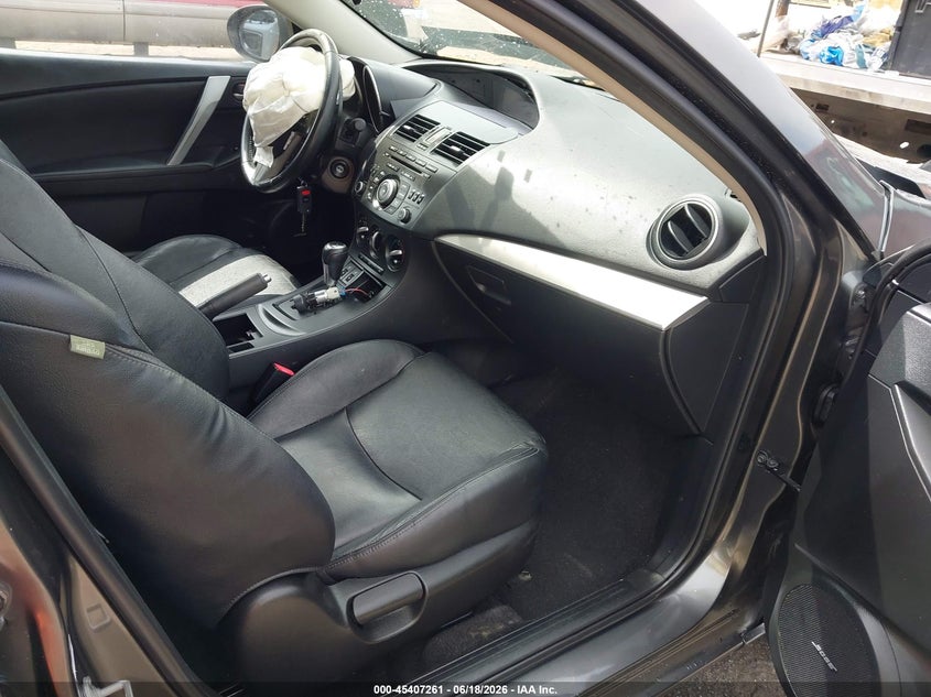 2012 Mazda 3 VIN JM1BL1M82C1662330 IAAI salvage auction — FRONT END, Salvage - Greater Than 75% (Maryland), sold $300 on 2026-07-08 (photo 5)