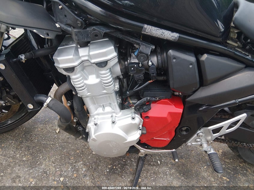 2008 Suzuki Gsx650 f VIN JS1GP74A482101252 IAAI salvage auction — RIGHT SIDE, Salvage (Mississippi), sold $100 on 2026-07-15 (photo 9)