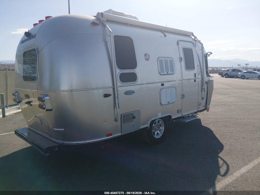 2017 Airstream Flying cloud VIN 1STC9AA10HJ538771 IAAI salvage auction — FRONT END, Salvage (Nevada), sold $3,150 on 2026-09-15 (photo 4)