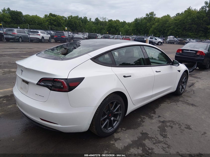2022 Tesla Model 3 VIN 5YJ3E1EBXNF121948 IAAI salvage auction — ROOF, Salvage Title, sold $5,950 on 2026-07-24 (photo 4)
