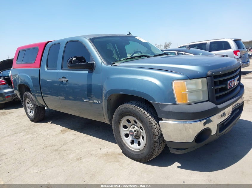 2007 Gmc Sierra 1500 VIN 1GTEC19C07Z581635 IAAI salvage auction — FRONT END, Salvage (California), sold $1,950 on 2026-07-23 (photo 1)