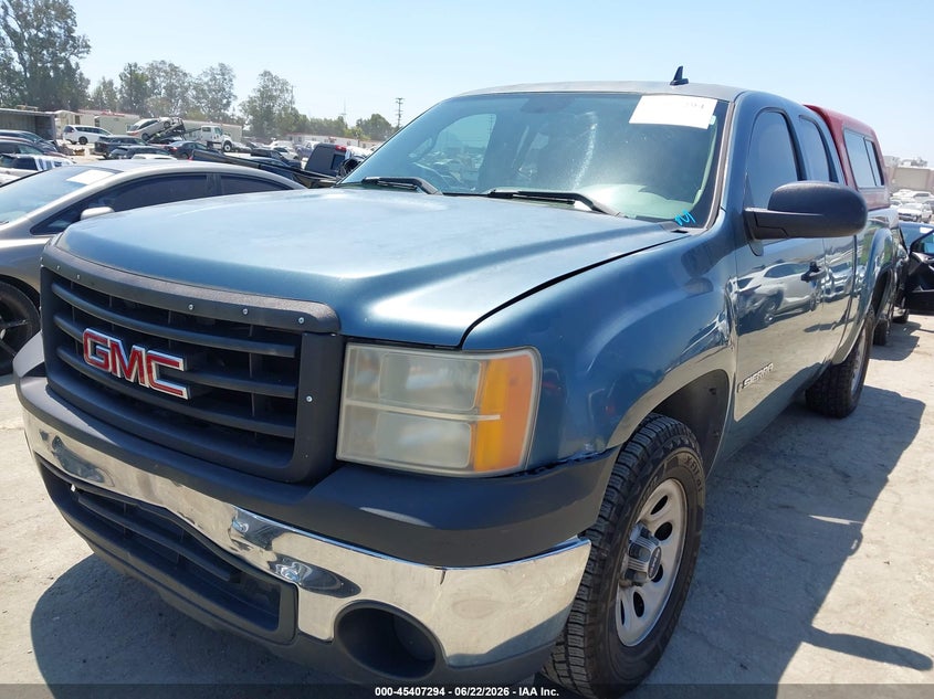 2007 Gmc Sierra 1500 VIN 1GTEC19C07Z581635 IAAI salvage auction — FRONT END, Salvage (California), sold $1,950 on 2026-07-23 (photo 6)