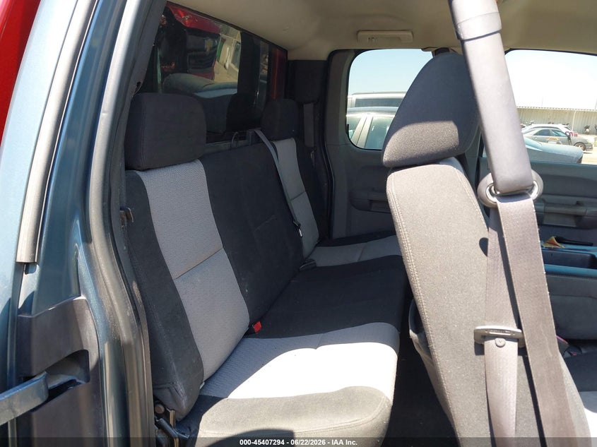 2007 Gmc Sierra 1500 VIN 1GTEC19C07Z581635 IAAI salvage auction — FRONT END, Salvage (California), sold $1,950 on 2026-07-23 (photo 8)