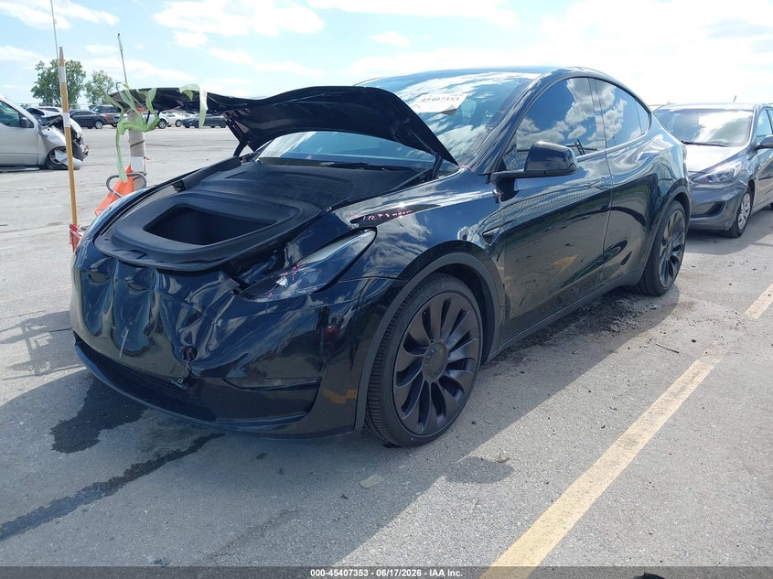 2021 Tesla Model y VIN 5YJYGDEF9MF157682 IAAI salvage auction — FRONT END, Salvage Title, sold $4,050 on 2026-07-30 (photo 2)