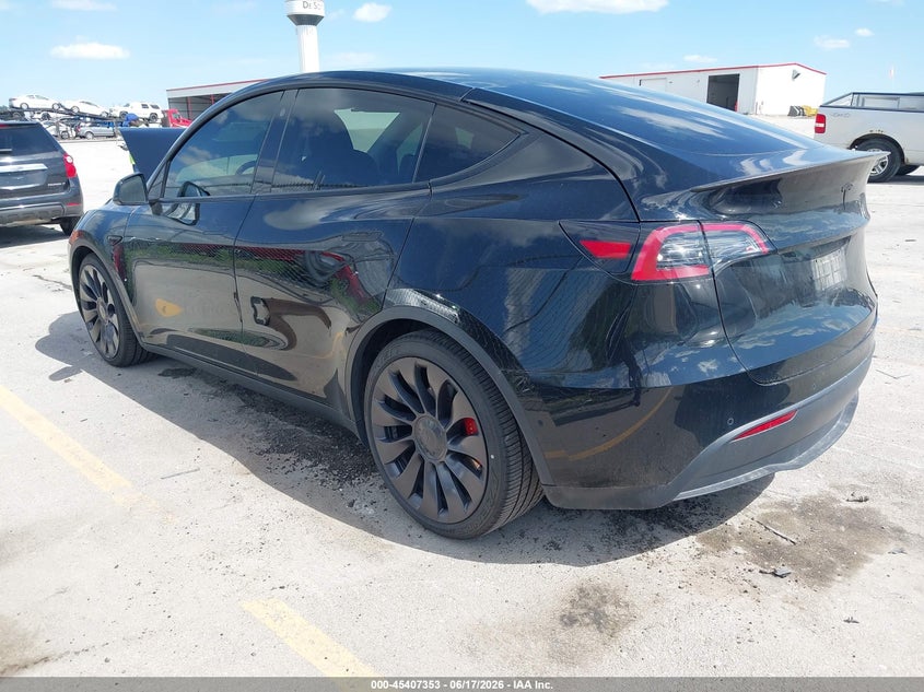 2021 Tesla Model y VIN 5YJYGDEF9MF157682 IAAI salvage auction — FRONT END, Salvage Title, sold $4,050 on 2026-07-30 (photo 3)