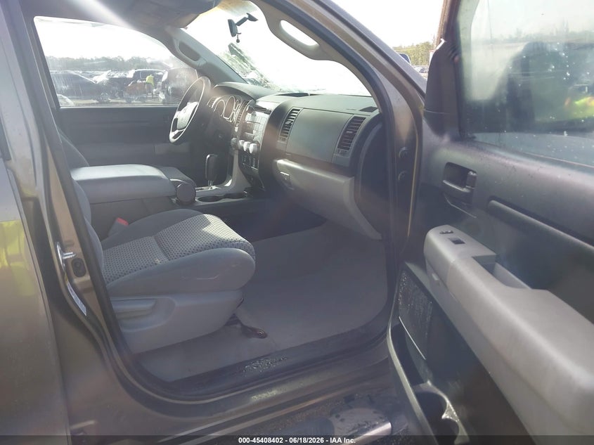 2008 Toyota Tundra VIN 5TBRT541X8S458323 IAAI salvage auction — RIGHT FRONT, Rebuildable (Florida), sold $2,650 on 2026-07-08 (photo 5)
