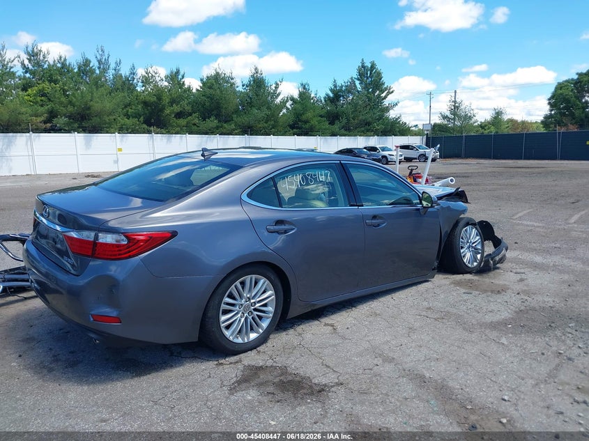 2014 Lexus ES VIN JTHBK1GG0E2142791 IAAI salvage auction — FRONT END, Clear (Indiana), sold $900 on 2026-07-28 (photo 4)