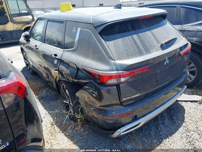2025 Mitsubishi Outlander VIN JA4T5VA90SZ008245 IAAI salvage auction — LEFT SIDE, Salvage Certificate (California), sold $13,900 on 2026-07-22 (photo 3)