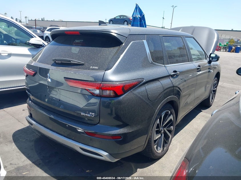 2025 Mitsubishi Outlander VIN JA4T5VA90SZ008245 IAAI salvage auction — LEFT SIDE, Salvage Certificate (California), sold $13,900 on 2026-07-22 (photo 4)