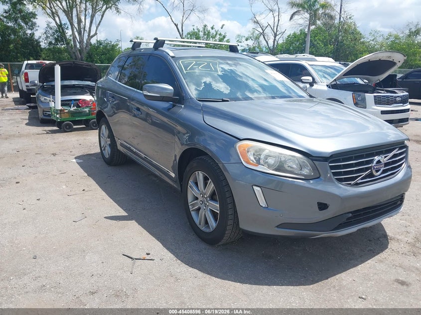 2017 Volvo Xc60 VIN YV440MDU1H2067368 IAAI salvage auction — REAR END, Rebuildable (Florida), sold $2,375 on 2026-07-13 (photo 1)