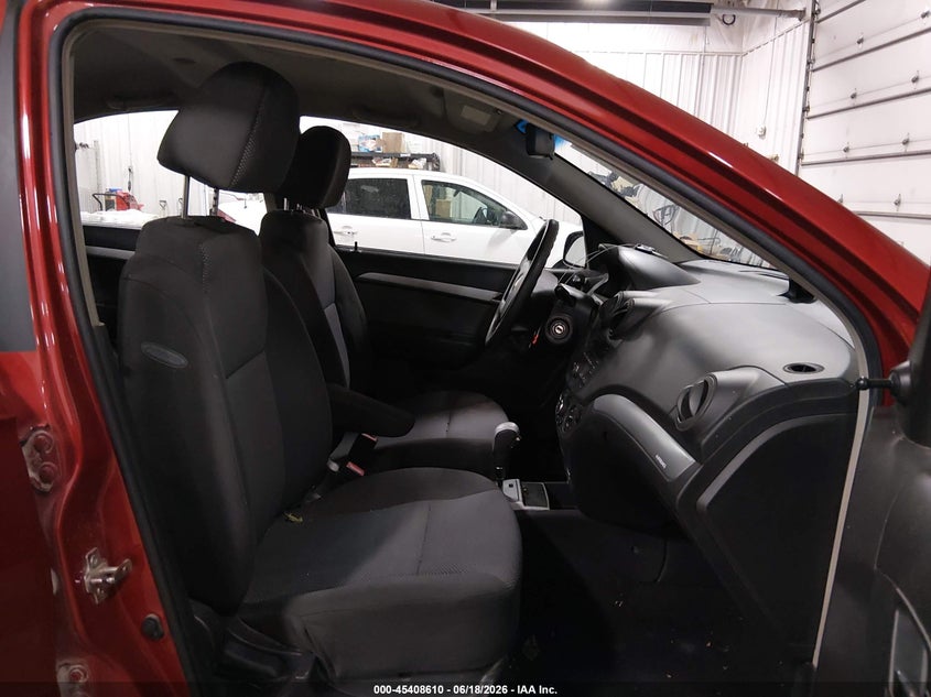 2010 Chevrolet Aveo VIN KL1TD5DE1AB131228 IAAI salvage auction — ROOF, Salvage (Iowa), sold $325 on 2026-07-28 (photo 5)