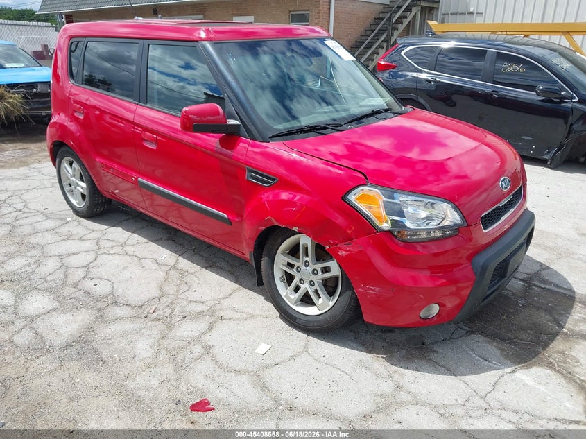 2010 Kia Soul VIN KNDJT2A23A7039214 IAAI salvage auction — RIGHT FRONT, Salvage (Illinois), sold $350 on 2026-07-28 (photo 1)