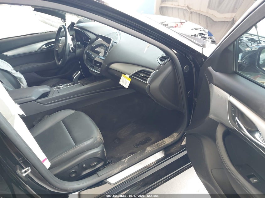 2024 Cadillac Ct5 VIN 1G6DW5RKXR0126738 IAAI salvage auction — SIDE, Rebuildable (Florida), sold $5,300 on 2026-07-11 (photo 5)