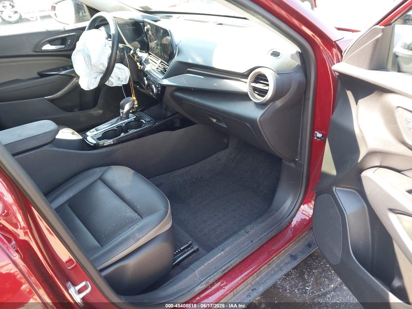 2024 Chevrolet Trax VIN KL77LKE2XRC048593 IAAI salvage auction — FRONT END, Salvage Title, sold $5,300 on 2026-07-24 (photo 5)
