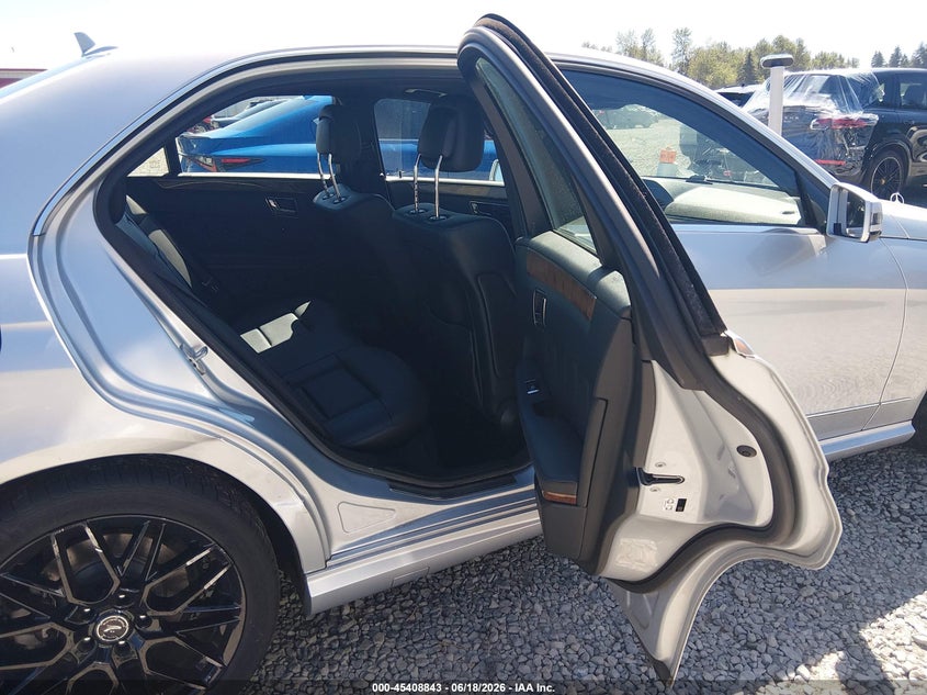 2011 Mercedes-benz E-class VIN WDDHF8HB7BA300109 IAAI salvage auction — LEFT & RIGHT, Bill Of Sale (Washington), sold $1,750 on 2026-07-15 (photo 8)