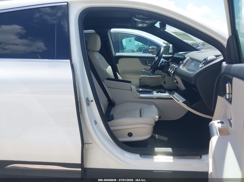 2025 Mercedes-benz Gla-klasse VIN W1N4N4GB3SJ650125 IAAI salvage auction — NORMAL WEAR, Clear (Texas), sold $15,000 on 2026-07-10 (photo 5)