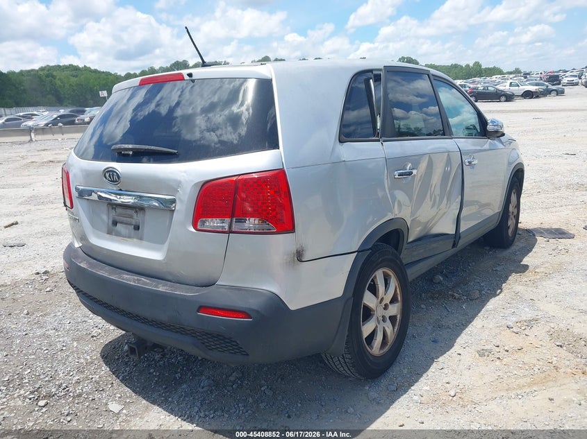 2011 Kia Sorento VIN 5XYKT3A18BG031826 IAAI salvage auction — SIDE, Salvage (Georgia), sold $1,150 on 2026-07-23 (photo 4)