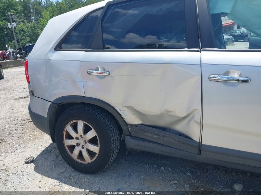 2011 Kia Sorento VIN 5XYKT3A18BG031826 IAAI salvage auction — SIDE, Salvage (Georgia), sold $1,150 on 2026-07-23 (photo 6)
