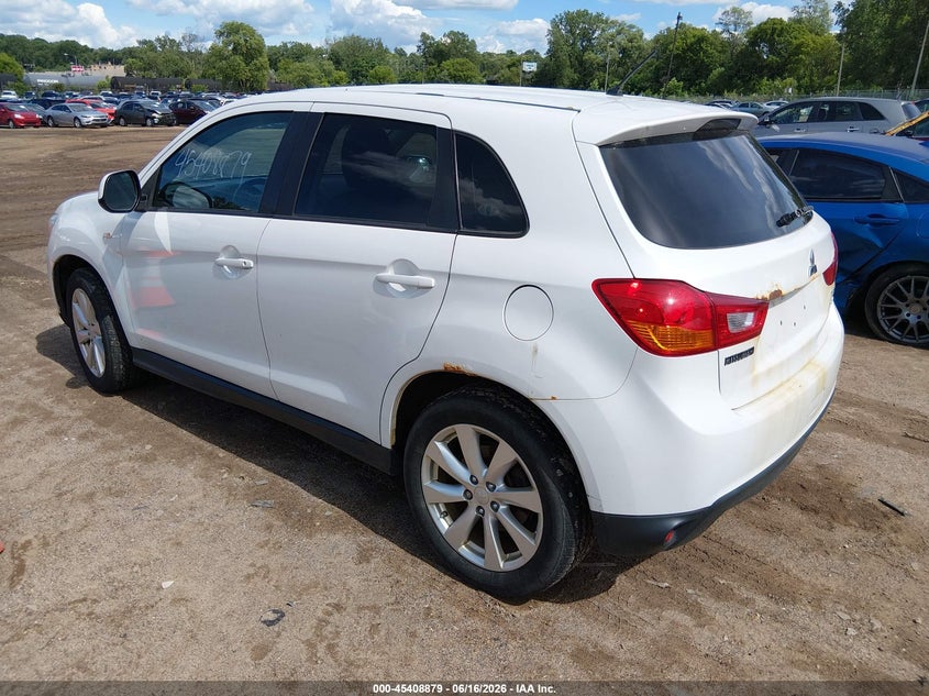 2015 Mitsubishi VIN 4A4AR3AW5FE025480 IAAI salvage auction — NORMAL WEAR, Clear (Minnesota), sold $525 on 2026-07-22 (photo 3)