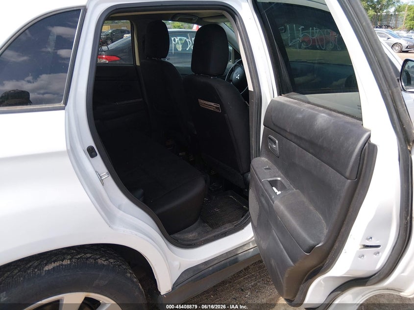 2015 Mitsubishi VIN 4A4AR3AW5FE025480 IAAI salvage auction — NORMAL WEAR, Clear (Minnesota), sold $525 on 2026-07-22 (photo 8)