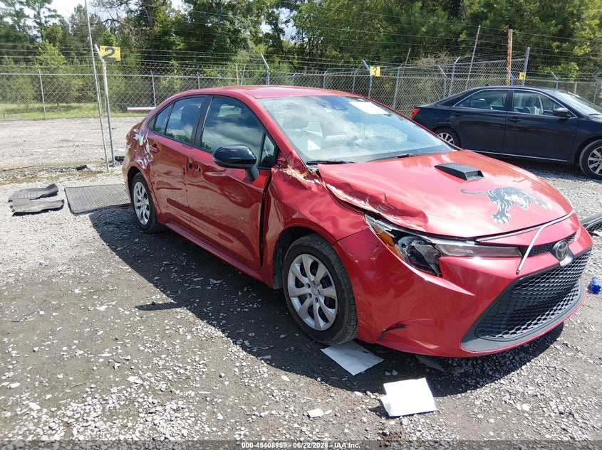 2021 Toyota Corolla VIN 5YFEPMAE4MP187113 IAAI salvage auction — RIGHT FRONT, Salvage Title, sold $3,900 on 2026-08-02 (photo 1)