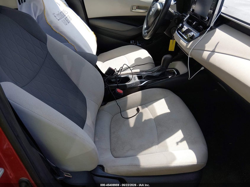 2021 Toyota Corolla VIN 5YFEPMAE4MP187113 IAAI salvage auction — RIGHT FRONT, Salvage Title, sold $3,900 on 2026-08-02 (photo 5)