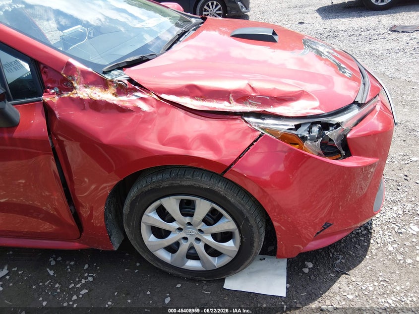 2021 Toyota Corolla VIN 5YFEPMAE4MP187113 IAAI salvage auction — RIGHT FRONT, Salvage Title, sold $3,900 on 2026-08-02 (photo 6)