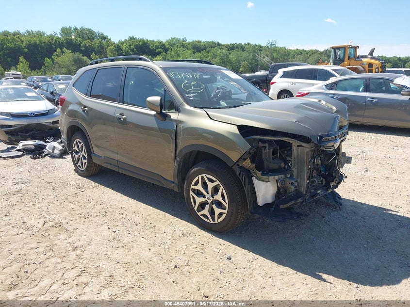 2024 Subaru Forester VIN JF2SKADC2RH411865 IAAI salvage auction — FRONT END, Salvage (Ohio), sold $3,400 on 2026-07-22 (photo 1)