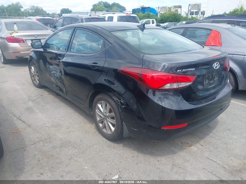 2016 Hyundai Elantra VIN KMHDH4AE7GU519086 IAAI salvage auction — SIDE, Salvage Title, sold $700 on 2026-07-29 (photo 3)