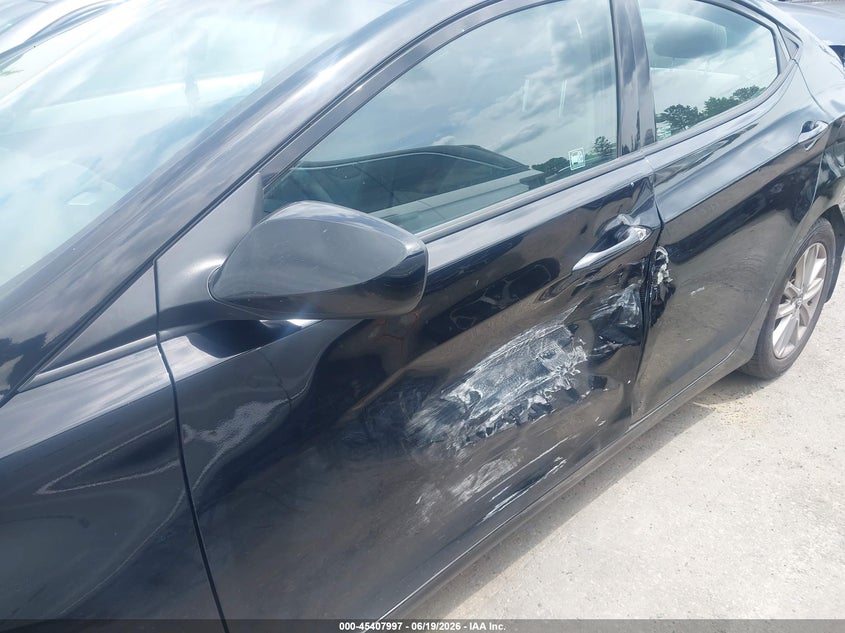 2016 Hyundai Elantra VIN KMHDH4AE7GU519086 IAAI salvage auction — SIDE, Salvage Title, sold $700 on 2026-07-29 (photo 6)