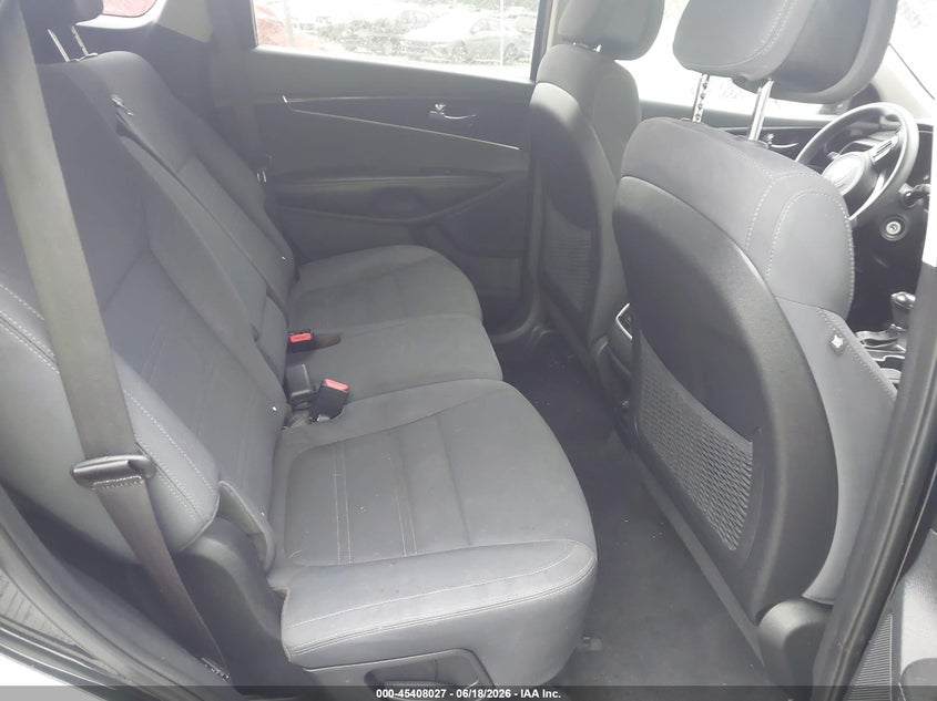 2016 Kia Sorento VIN 5XYPGDA51GG139005 IAAI salvage auction — NORMAL WEAR, Salvage Title, sold $2,175 on 2026-07-23 (photo 8)