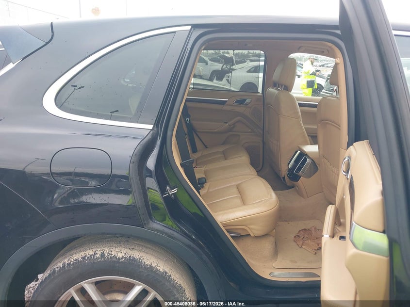 2016 Porsche Cayenne VIN WP1AA2A29GLA11423 IAAI salvage auction — NORMAL WEAR, Original (Texas), sold $3,050 on 2026-07-09 (photo 8)