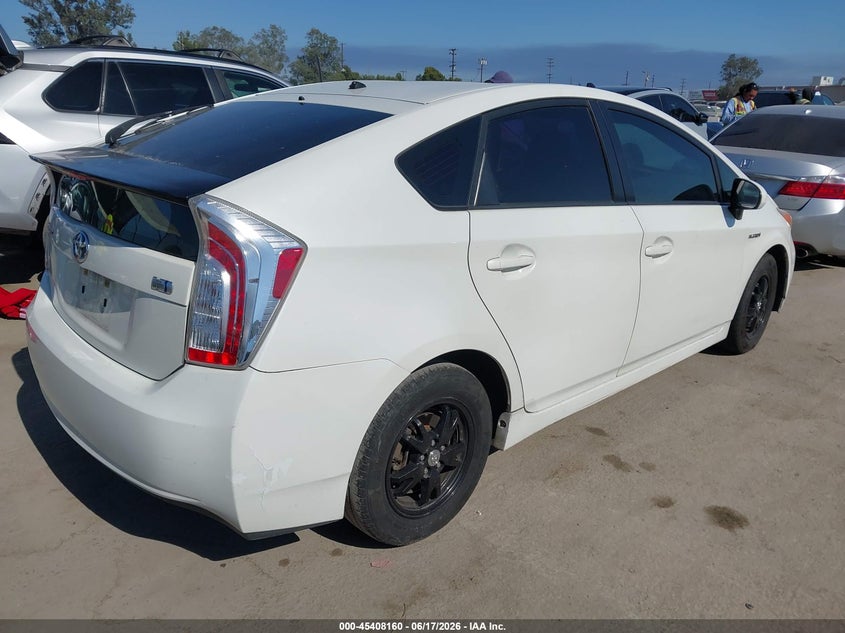 2015 Toyota Prius VIN JTDKN3DU1F1997814 IAAI salvage auction — LEFT SIDE, Salvage (California), sold $2,850 on 2026-07-15 (photo 4)