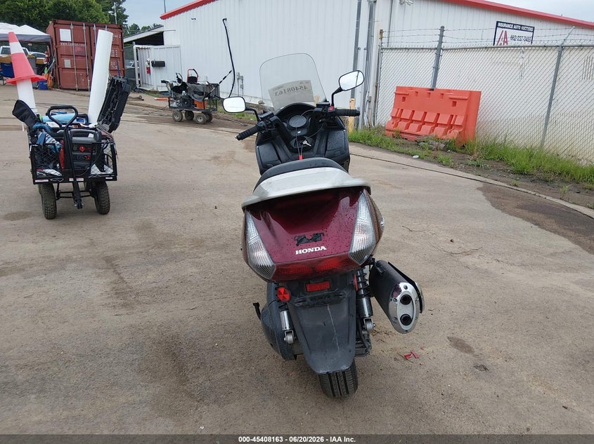 2009 Honda Silver wing VIN JH2PF011X9K700007 IAAI salvage auction — RIGHT SIDE, Salvage (Mississippi), sold $425 on 2026-07-07 (photo 6)