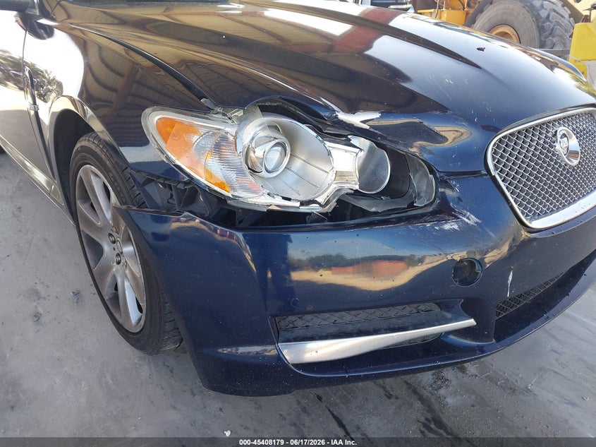 2010 Jaguar Xf VIN SAJWA0FA2AHR52851 IAAI salvage auction — RIGHT FRONT, Rebuildable (Florida), sold $475 on 2026-07-21 (photo 6)