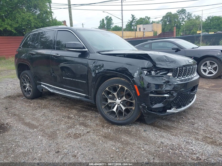 2023 Jeep Grand cherokee VIN 1C4RJHEG2P8763030 IAAI salvage auction — FRONT & REAR, Salvage Title, sold $11,100 on 2026-08-21 (photo 1)