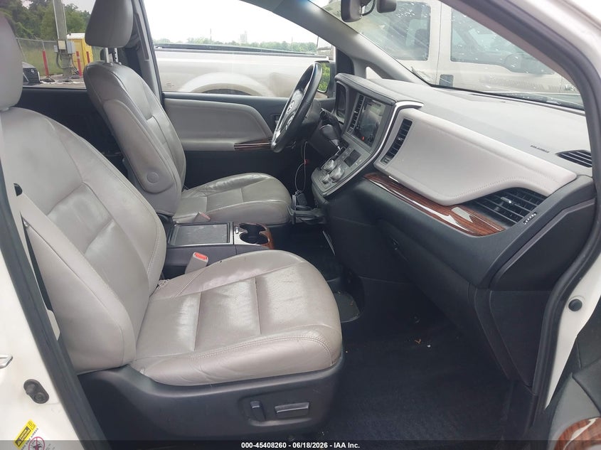 2015 Toyota Sienna VIN 5TDYK3DC8FS654768 IAAI salvage auction — FRONT END, Salvage (Louisiana), sold $3,000 on 2026-07-28 (photo 5)