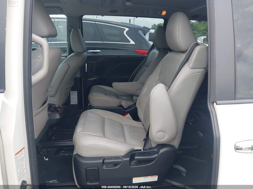 2015 Toyota Sienna VIN 5TDYK3DC8FS654768 IAAI salvage auction — FRONT END, Salvage (Louisiana), sold $3,000 on 2026-07-28 (photo 8)
