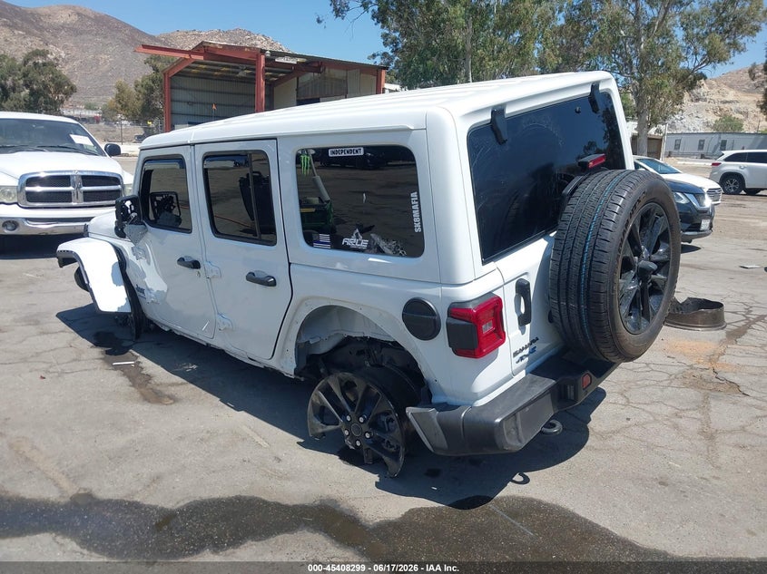 2025 Jeep Grand wagoneer VIN 1C4RJXP67SW584338 IAAI salvage auction — LEFT SIDE, Salvage Title, sold $9,100 on 2026-07-28 (photo 3)