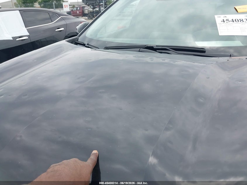 2025 Chevrolet Trax VIN KL77LHEP4SC340597 IAAI salvage auction — HAIL, Salvage Title, sold $9,100 on 2026-08-01 (photo 6)