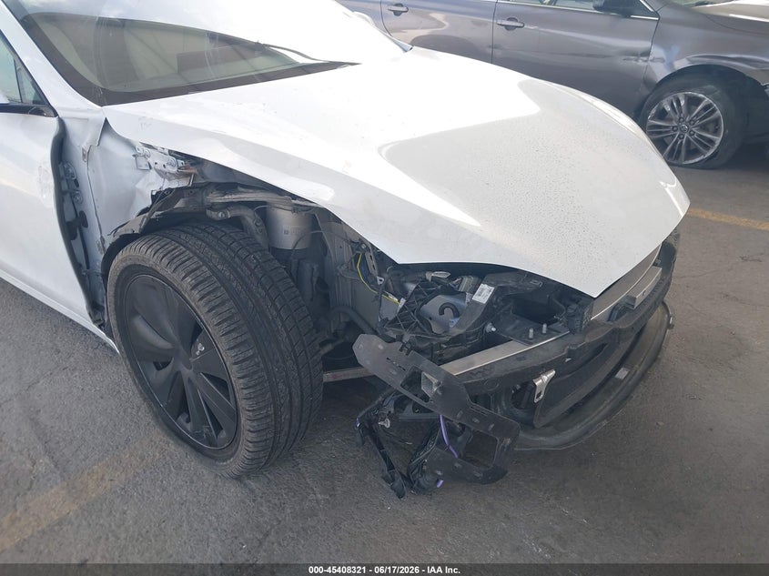2022 Tesla Model s VIN 5YJSA1E58NF469264 IAAI salvage auction — RIGHT SIDE, Salvage (California), sold $15,200 on 2026-07-08 (photo 6)