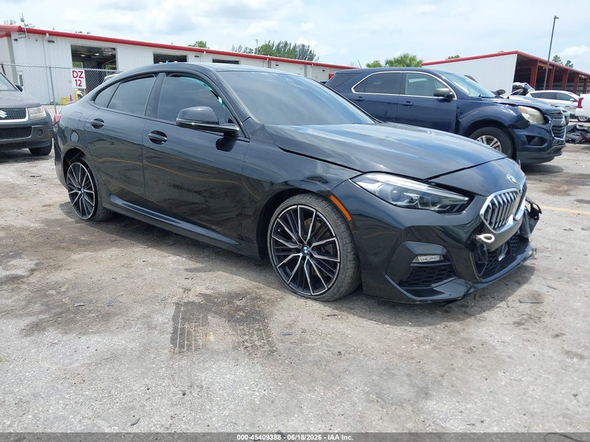 2024 BMW 2er VIN WBA53AK05R7R33023 IAAI salvage auction — FRONT END, Salvage Title, sold $3,550 on 2026-07-29 (photo 1)
