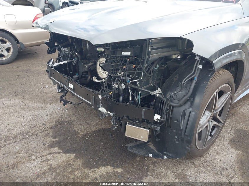 2026 Mercedes-benz Gls-klasse VIN 4JGFF5KE2TB637362 IAAI salvage auction — FRONT & REAR, Salvage Title, sold $39,950 on 2026-07-18 (photo 6)
