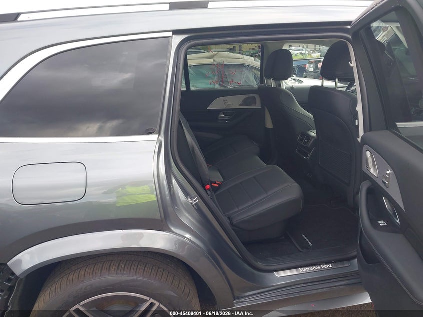 2026 Mercedes-benz Gls-klasse VIN 4JGFF5KE2TB637362 IAAI salvage auction — FRONT & REAR, Salvage Title, sold $39,950 on 2026-07-18 (photo 8)