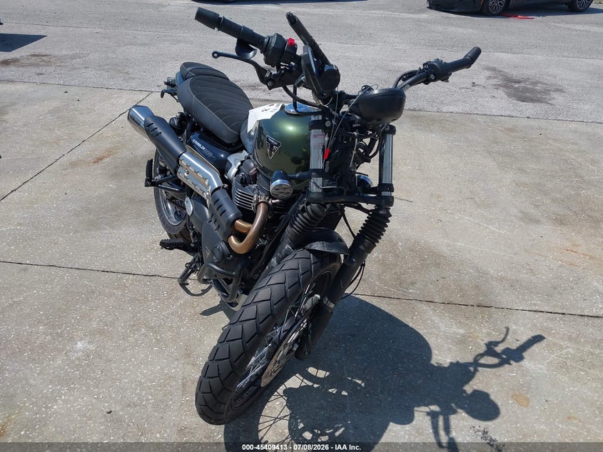 2023 Triumph motorcycle Scrambler VIN SMTD44G70PTBL0101 IAAI salvage auction — FRONT END, Rebuildable (Florida), sold $775 on 2026-07-28 (photo 5)