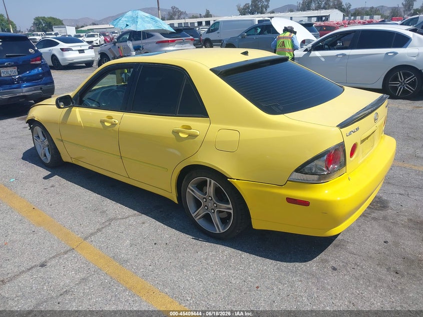 2001 Lexus Is 300 VIN JTHBD182210007475 IAAI salvage auction — FRONT END, Salvage (California), sold $475 on 2026-07-21 (photo 3)