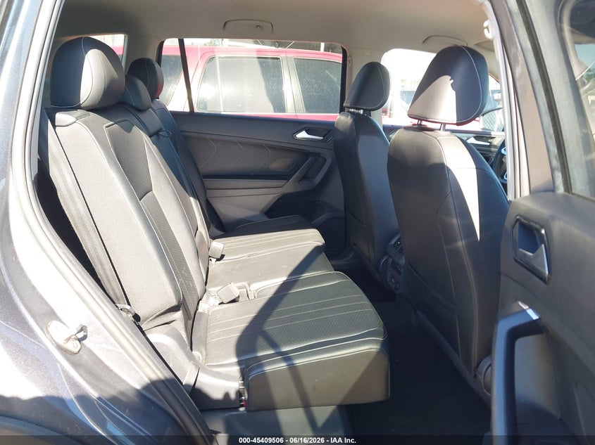 2022 Volkswagen Tiguan VIN 3VV3B7AX1NM177660 IAAI salvage auction — REPOSSESSION, Clear - Dealer Only (California), sold $10,100 on 2026-07-29 (photo 8)